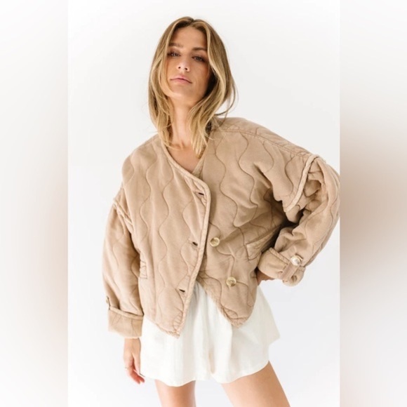 Free People Jackets & Blazers - ❤️COPY - Free People Gwynnie Quilted Jacket